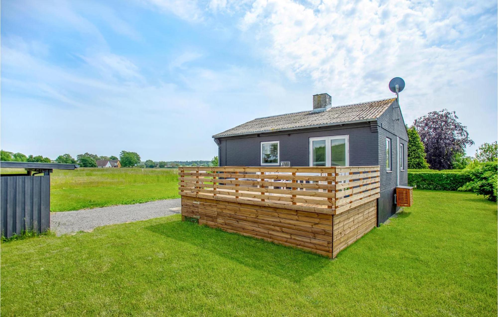Beautiful Home In Ronne With House A Panoramic View エクステリア 写真